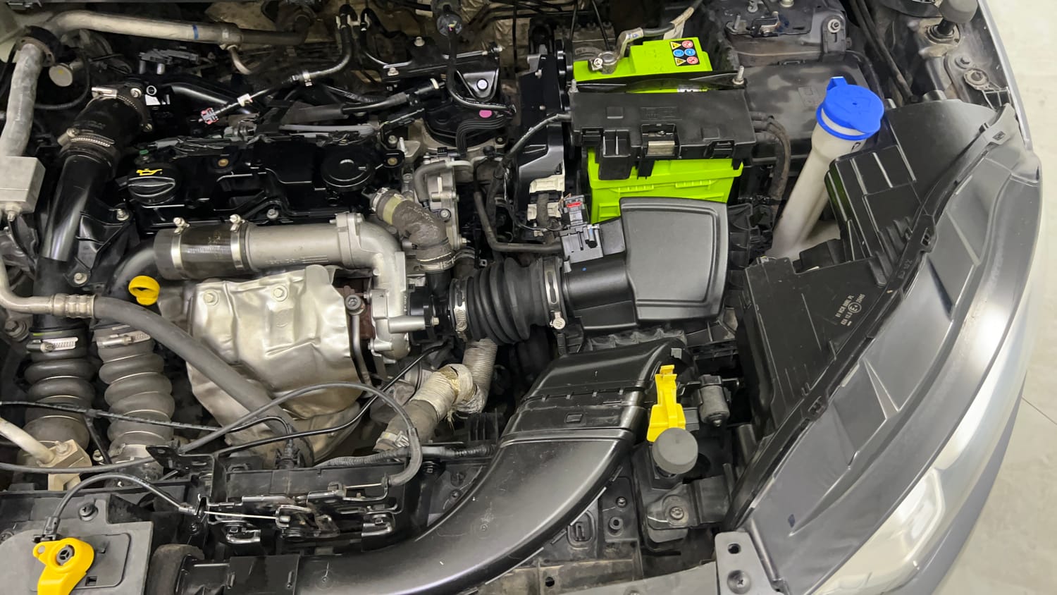Used 2018 Ford EcoSport Titanium 1.5L TDCi Diesel Manual engine ENGINE LEFT SIDE VIEW