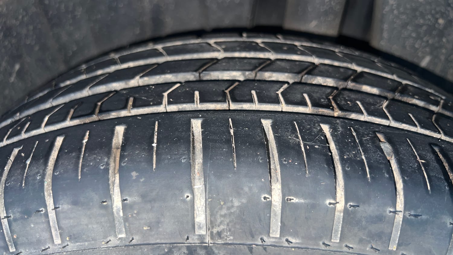 Used 2024 Maruti Suzuki Baleno Zeta AGS Petrol Automatic tyres LEFT REAR TYRE TREAD VIEW