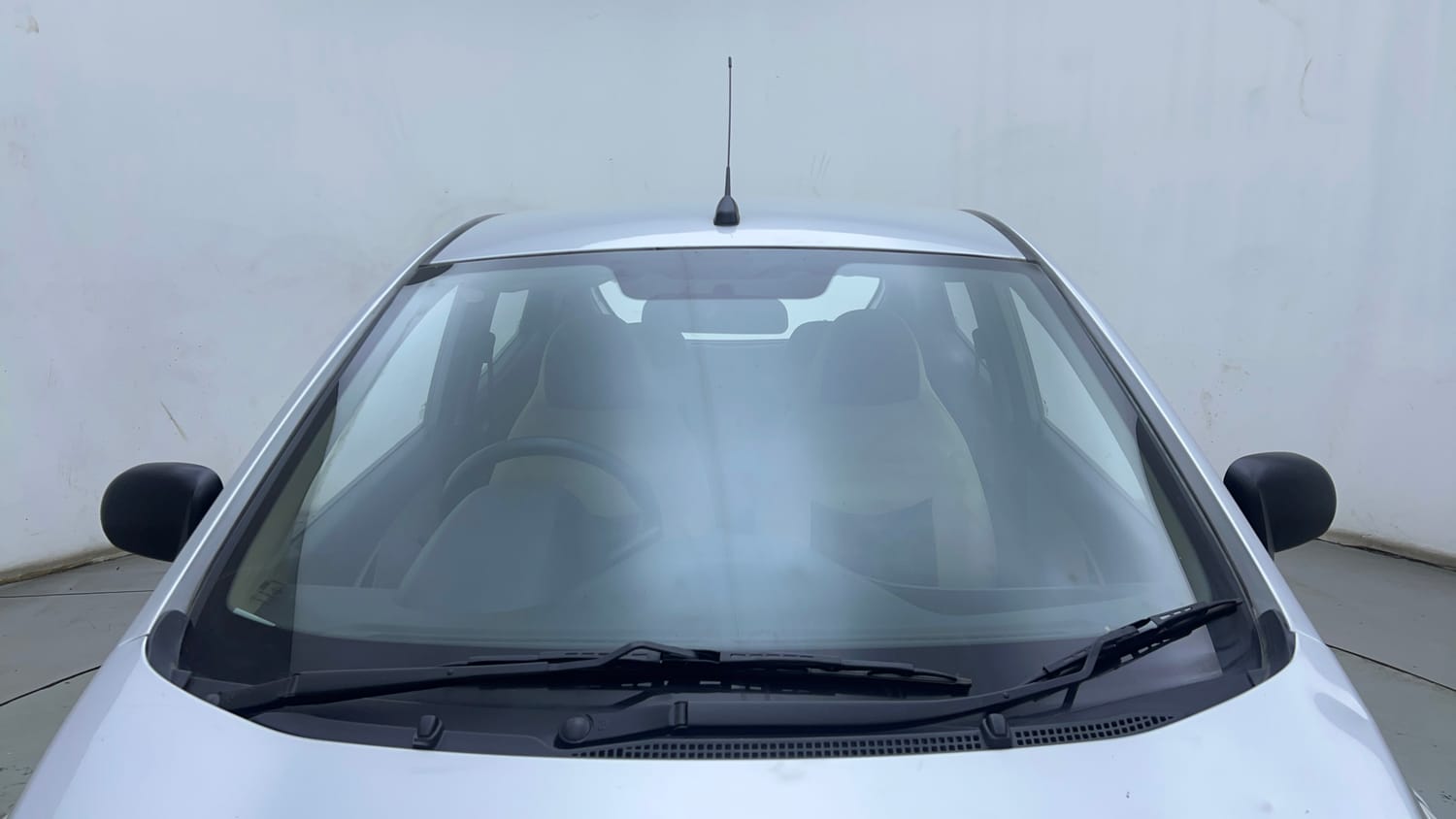 Used 2015 Hyundai Eon D-Lite + Petrol Manual exterior FRONT WINDSHIELD VIEW