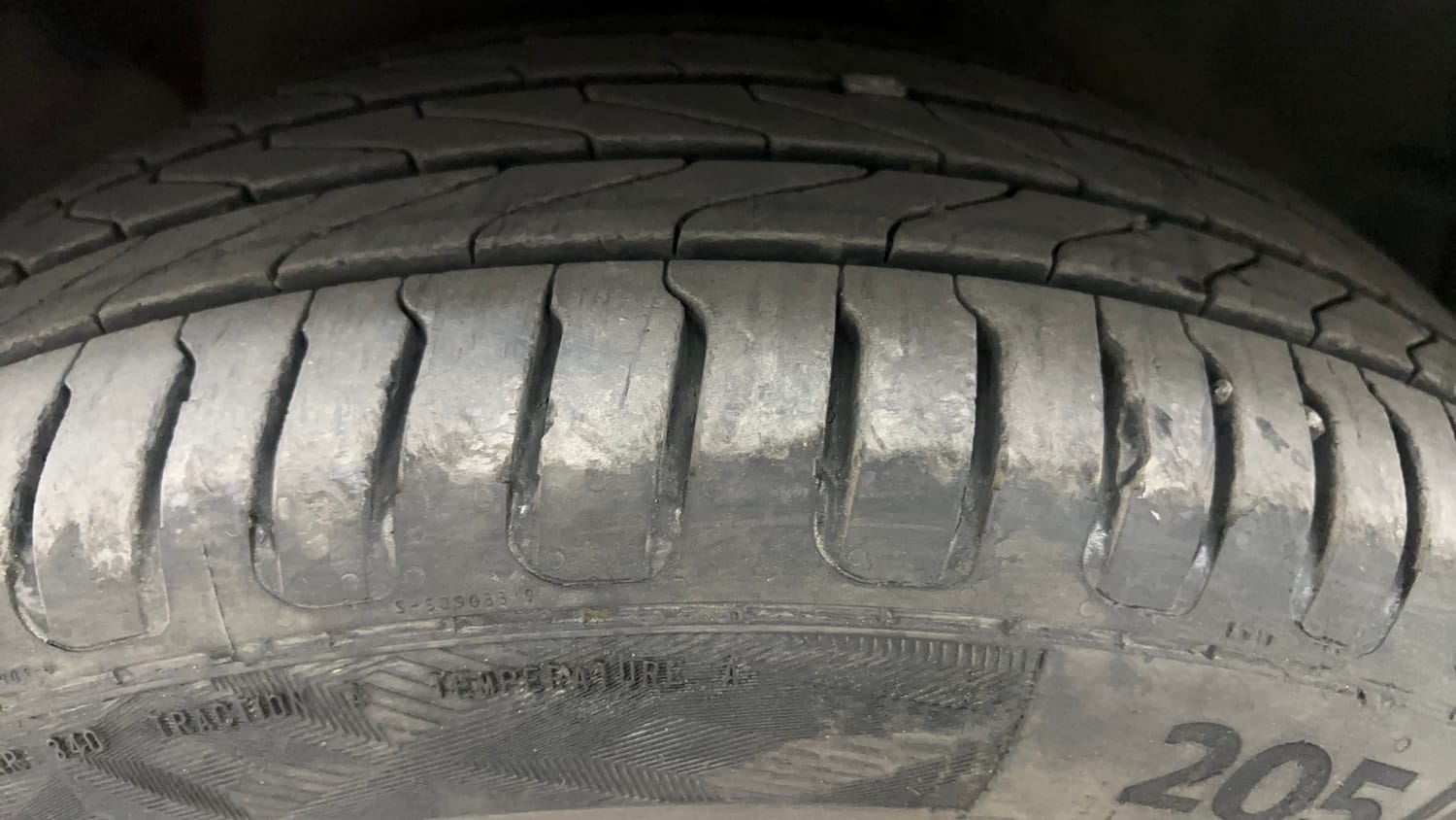 Used 2018 Ford EcoSport Titanium 1.5L TDCi Diesel Manual tyres LEFT FRONT TYRE TREAD VIEW