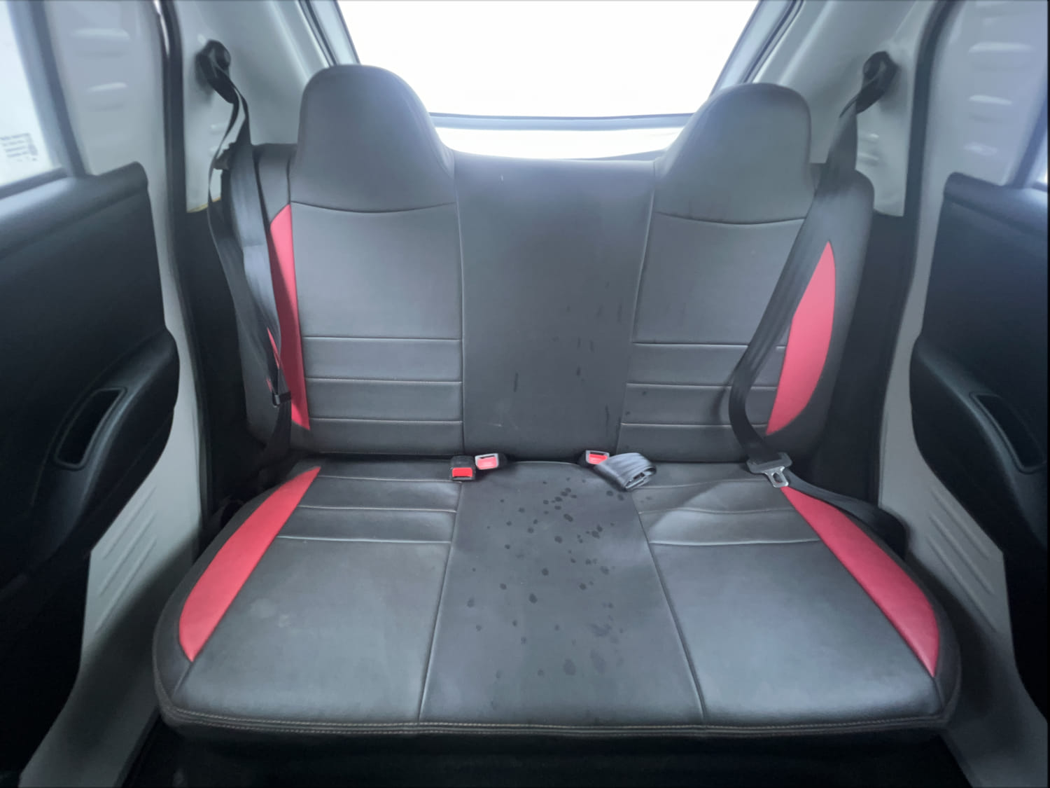 Used 2018 Datsun Redi-GO T (O) Petrol Manual interior REAR SEAT CONDITION VIEW