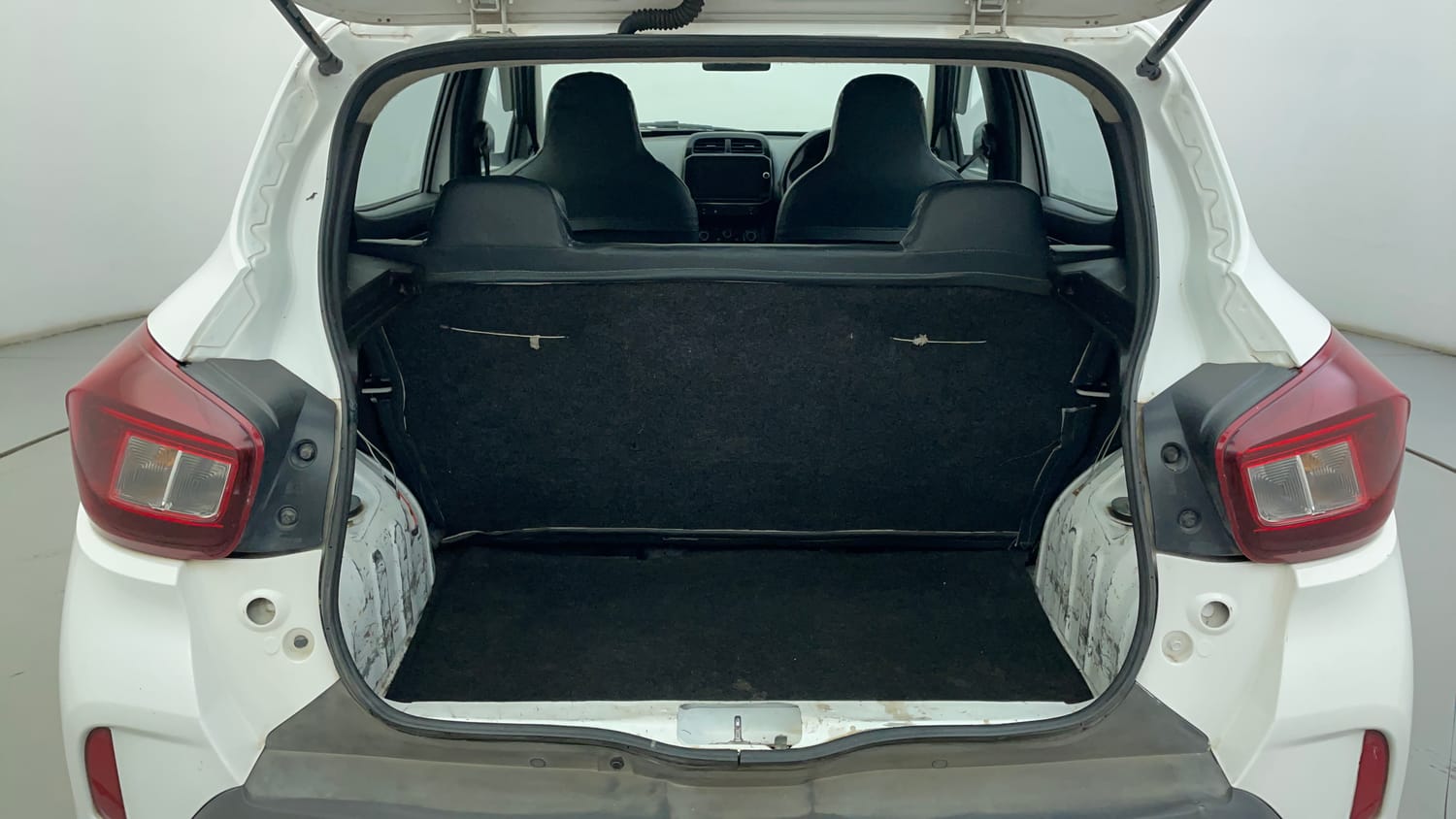 Used 2021 Renault Kwid RXT Petrol Manual interior DICKY INSIDE VIEW