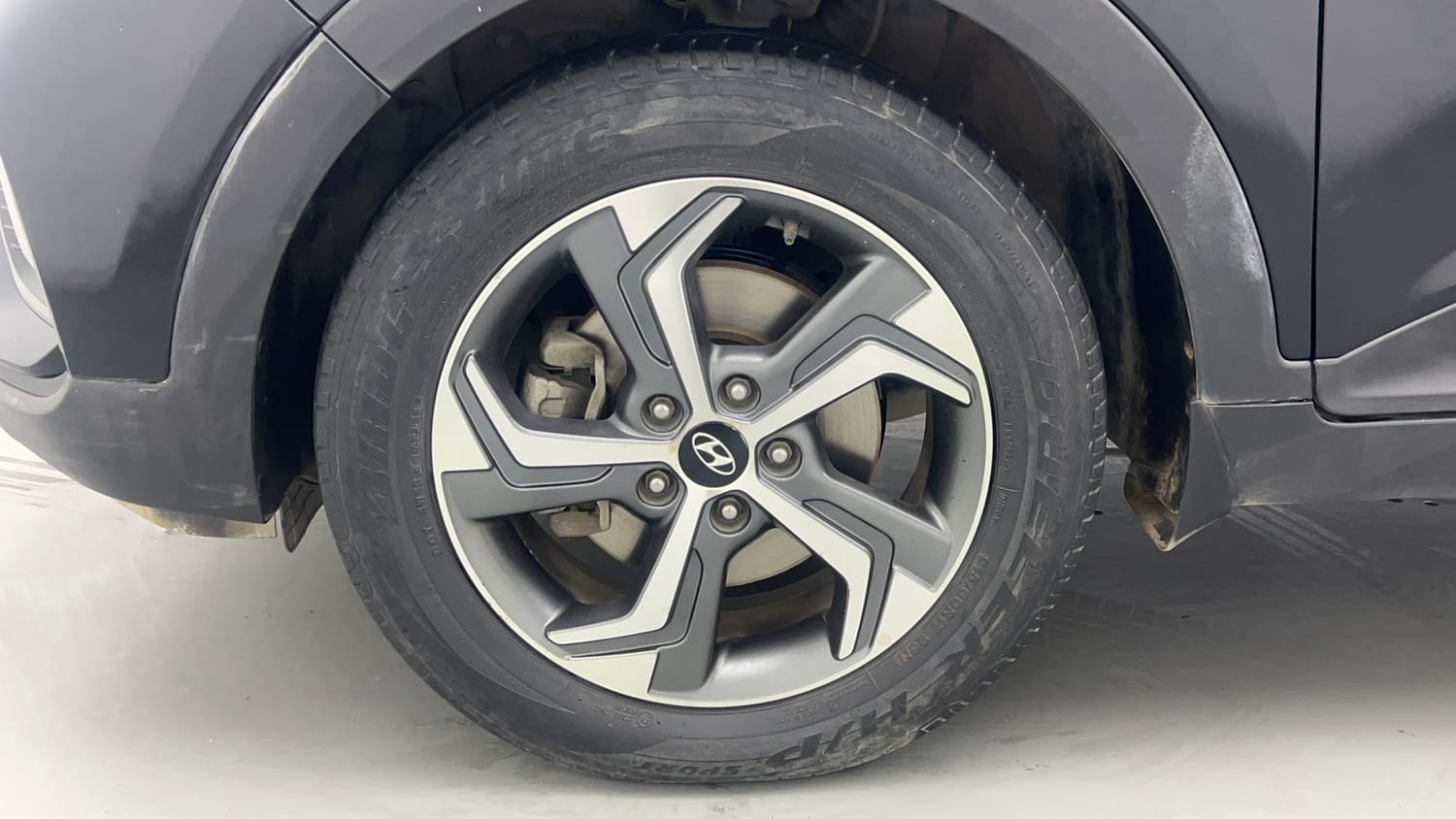 Used 2019 Hyundai Creta SX 1.6 AT Petrol Petrol Automatic tyres LEFT FRONT TYRE RIM VIEW
