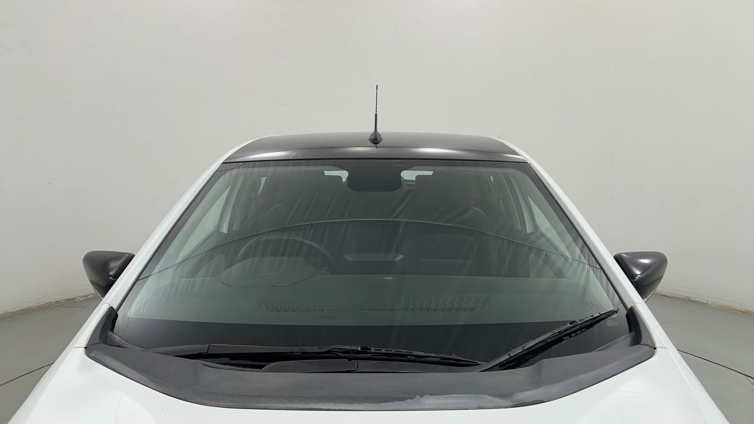 Used 2024 Tata Altroz XZA Plus Petrol Petrol Automatic exterior FRONT WINDSHIELD VIEW