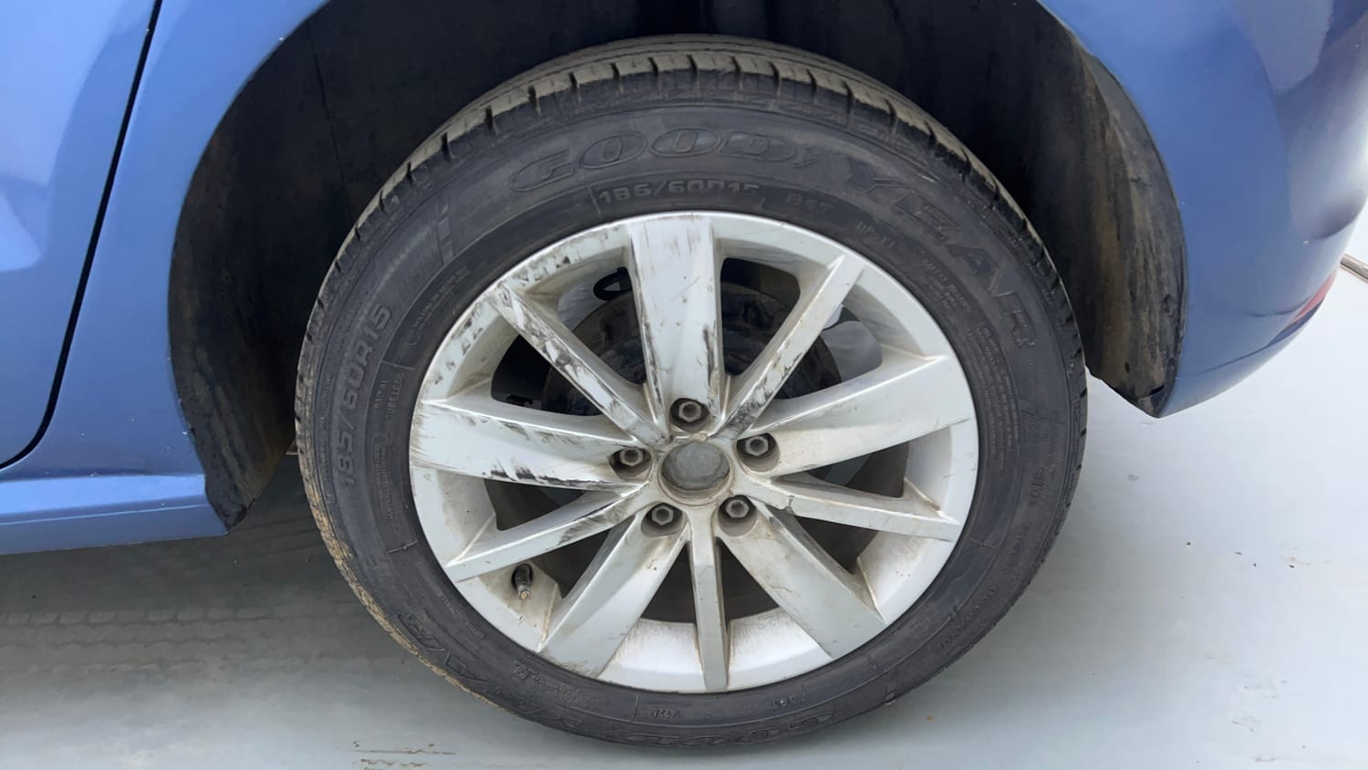 Used 2017 Volkswagen Polo Highline1.2L (P) Petrol Manual tyres LEFT REAR TYRE RIM VIEW