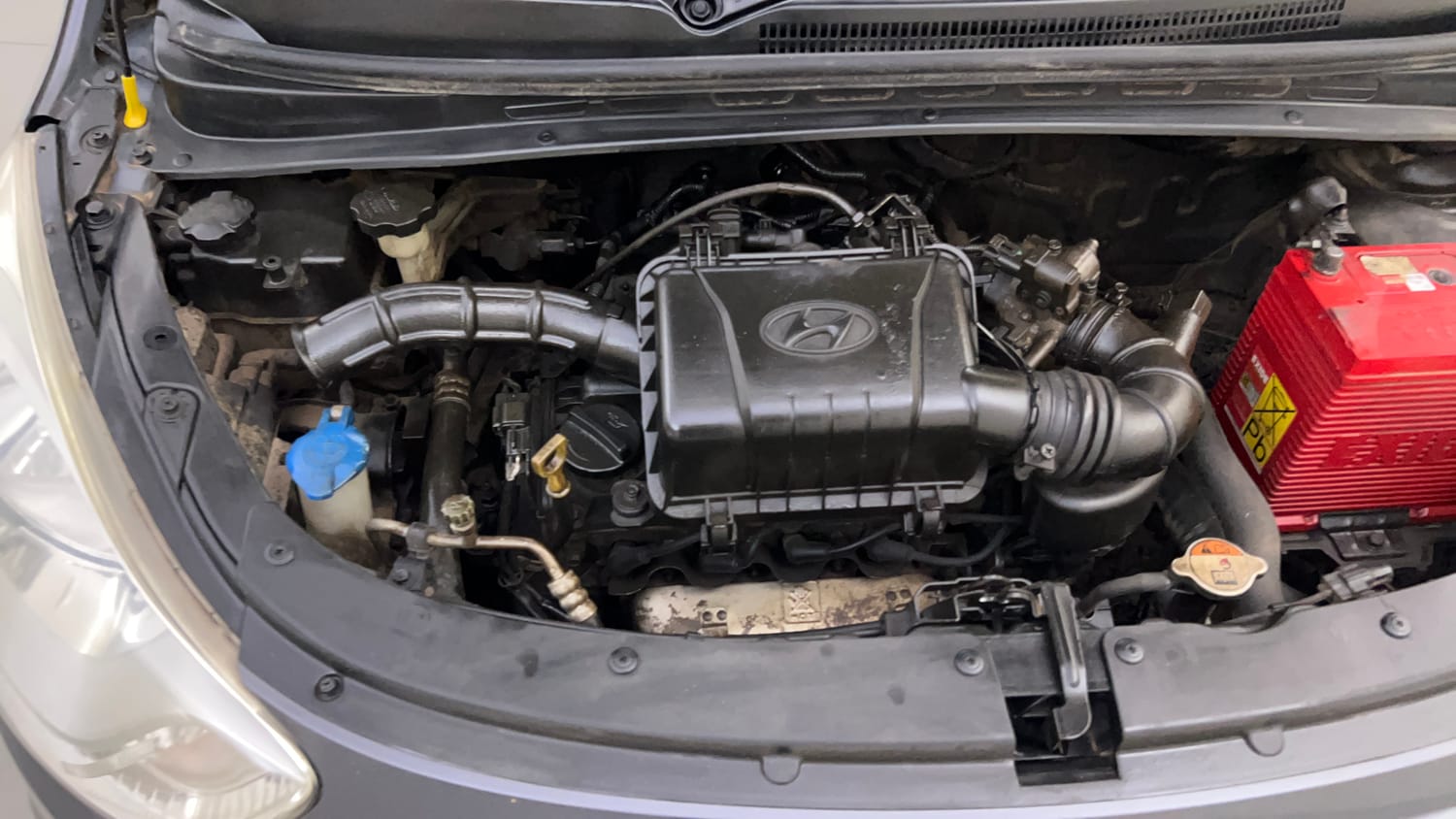 Used 2014 Hyundai i10 Sportz 1.1 iRDE2 Petrol Manual engine ENGINE RIGHT SIDE VIEW