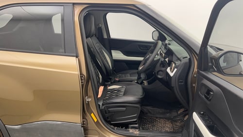 Used 2022 Tata Punch Accomplished Dazzle Pack MT Petrol Manual interior RIGHT SIDE FRONT DOOR CABIN VIEW