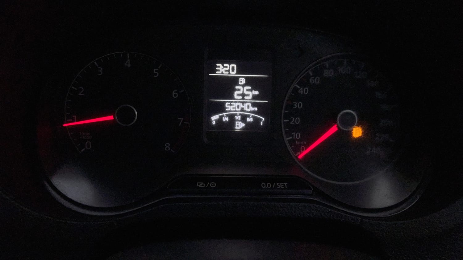 Used 2015 Volkswagen Polo Comfortline 1.2L (P) Petrol Manual interior CLUSTERMETER VIEW