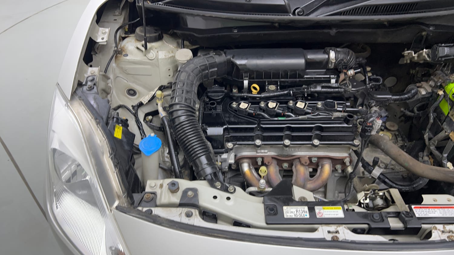 Used 2019 Maruti Suzuki Swift LXi Petrol Manual engine ENGINE RIGHT SIDE VIEW