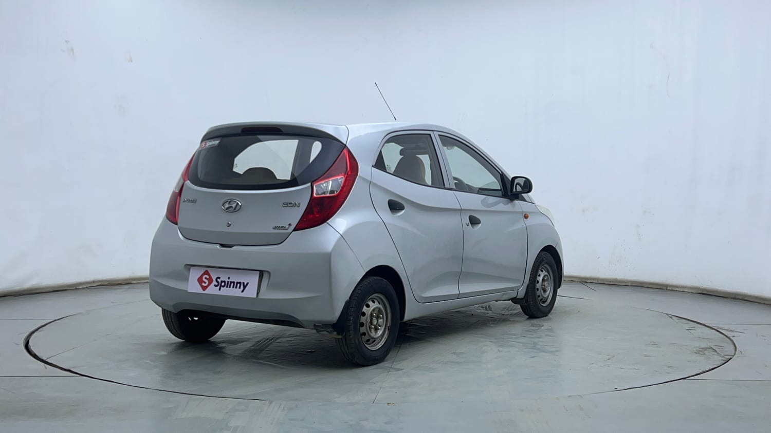 Used 2015 Hyundai Eon D-Lite + Petrol Manual exterior RIGHT REAR CORNER VIEW
