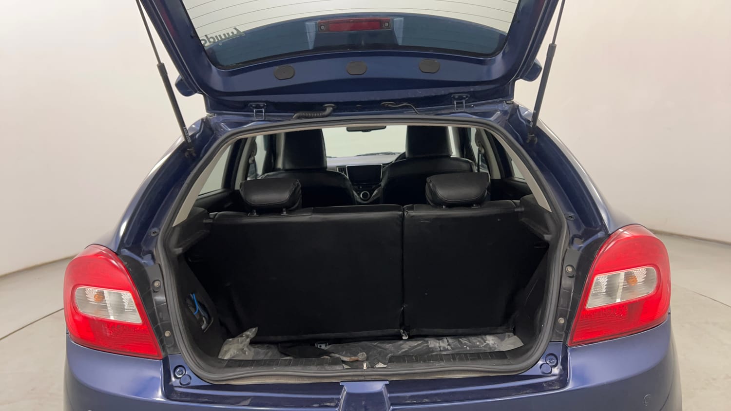 Used 2019 Maruti Suzuki Baleno Zeta Petrol Manual interior DICKY INSIDE VIEW
