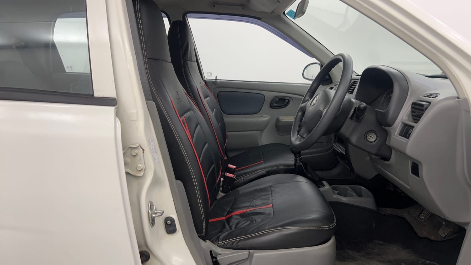 Used 2014 Maruti Suzuki Alto K10 VXi Petrol Manual interior RIGHT SIDE FRONT DOOR CABIN VIEW