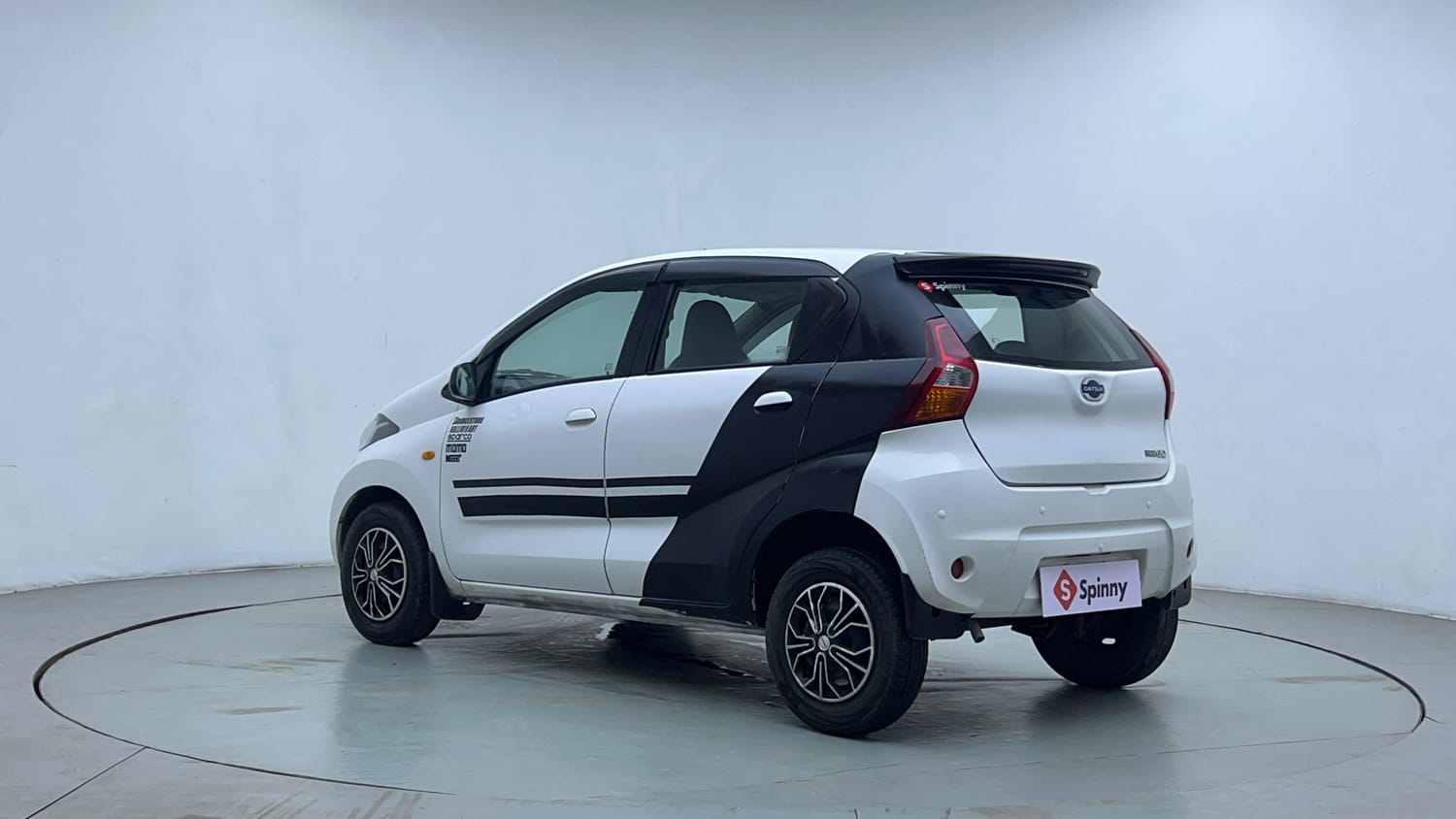 Used 2018 Datsun Redi-GO T (O) Petrol Manual exterior LEFT REAR CORNER VIEW