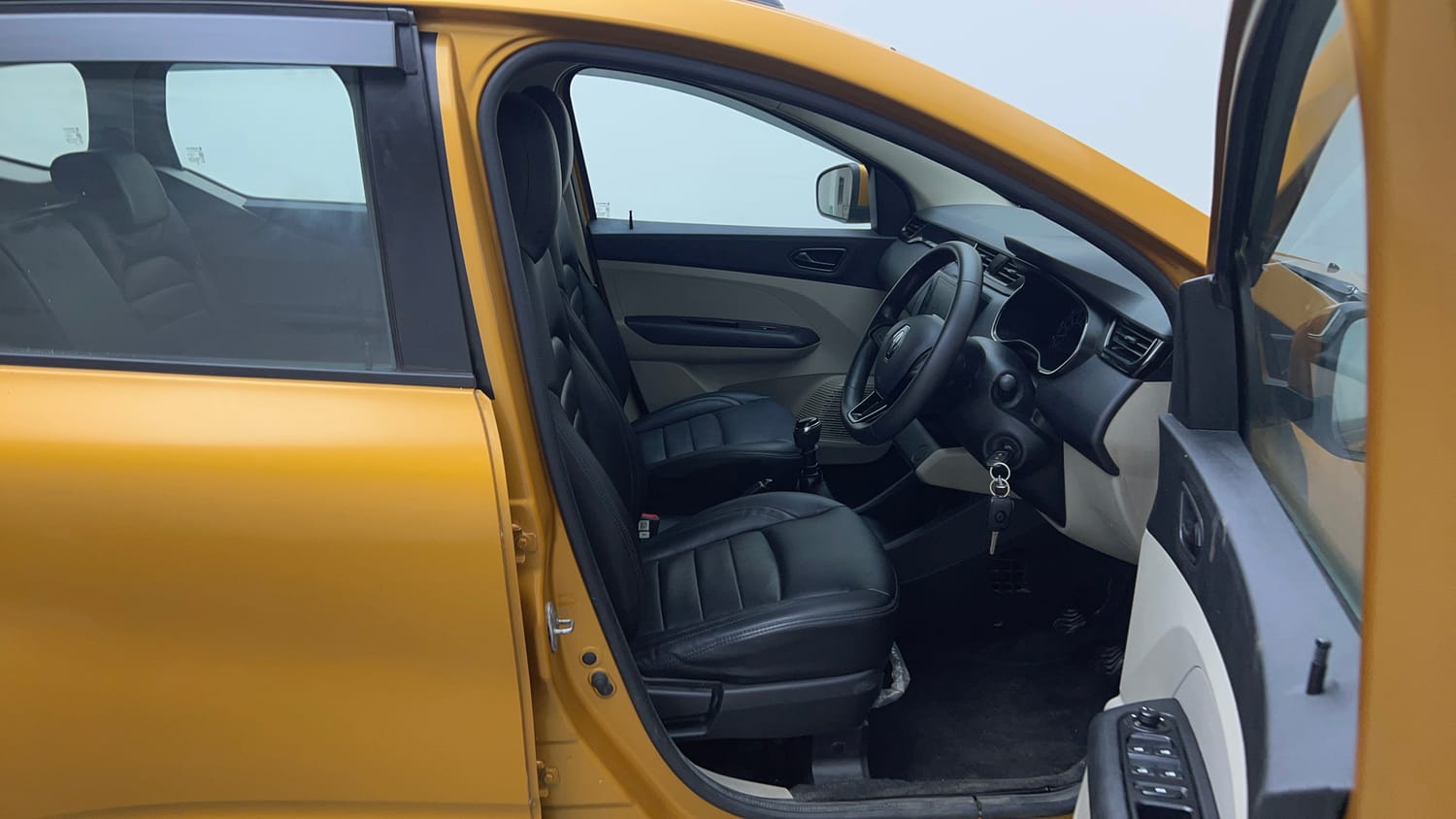 Used 2020 Renault Triber RXT Petrol Manual interior RIGHT SIDE FRONT DOOR CABIN VIEW
