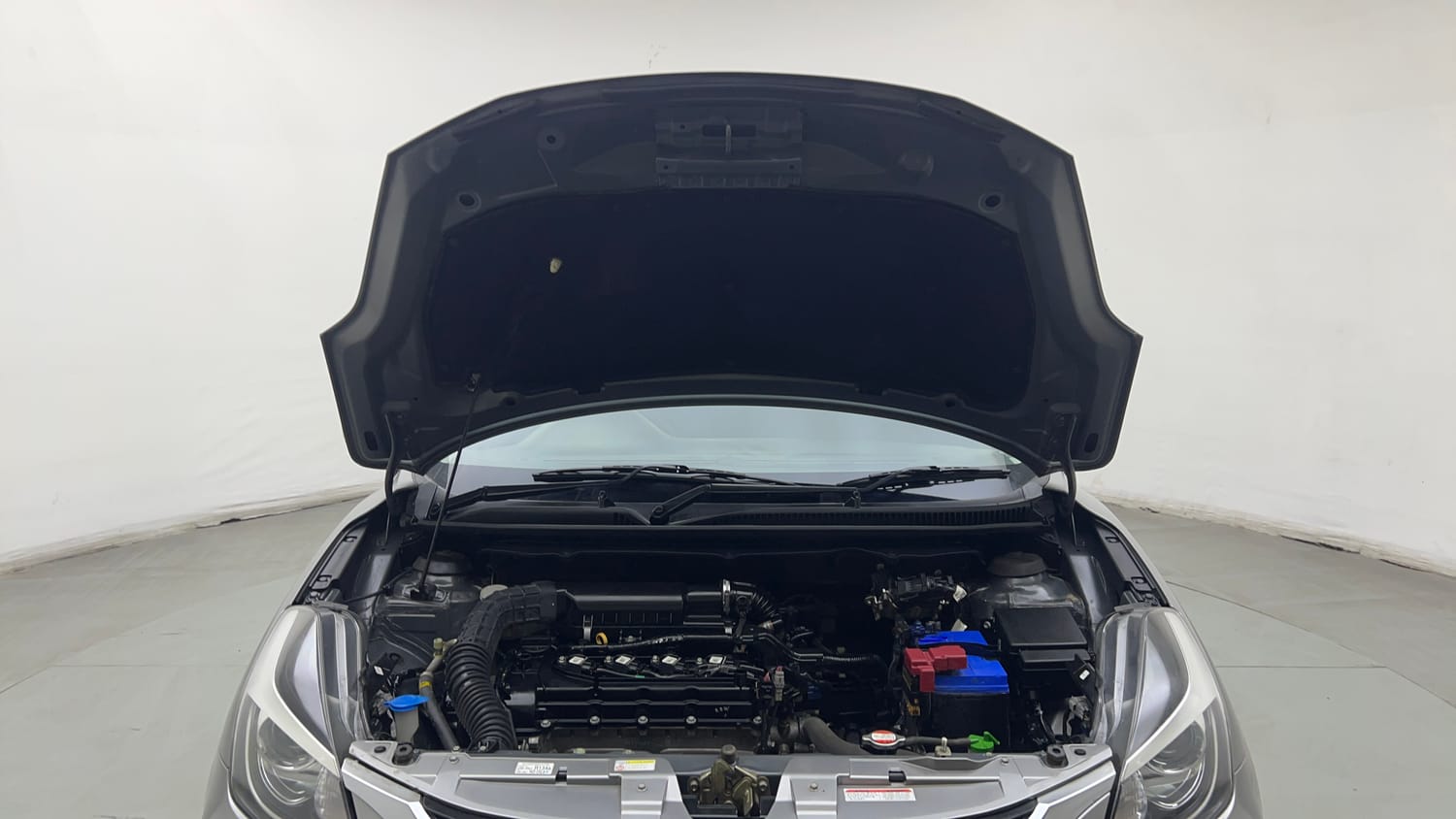 Used 2019 Toyota Glanza G CVT Petrol Automatic engine ENGINE & BONNET OPEN FRONT VIEW