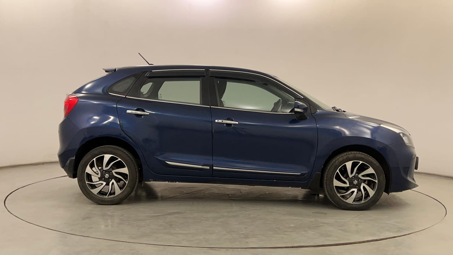 Used 2019 Maruti Suzuki Baleno Zeta Petrol Manual exterior RIGHT SIDE VIEW