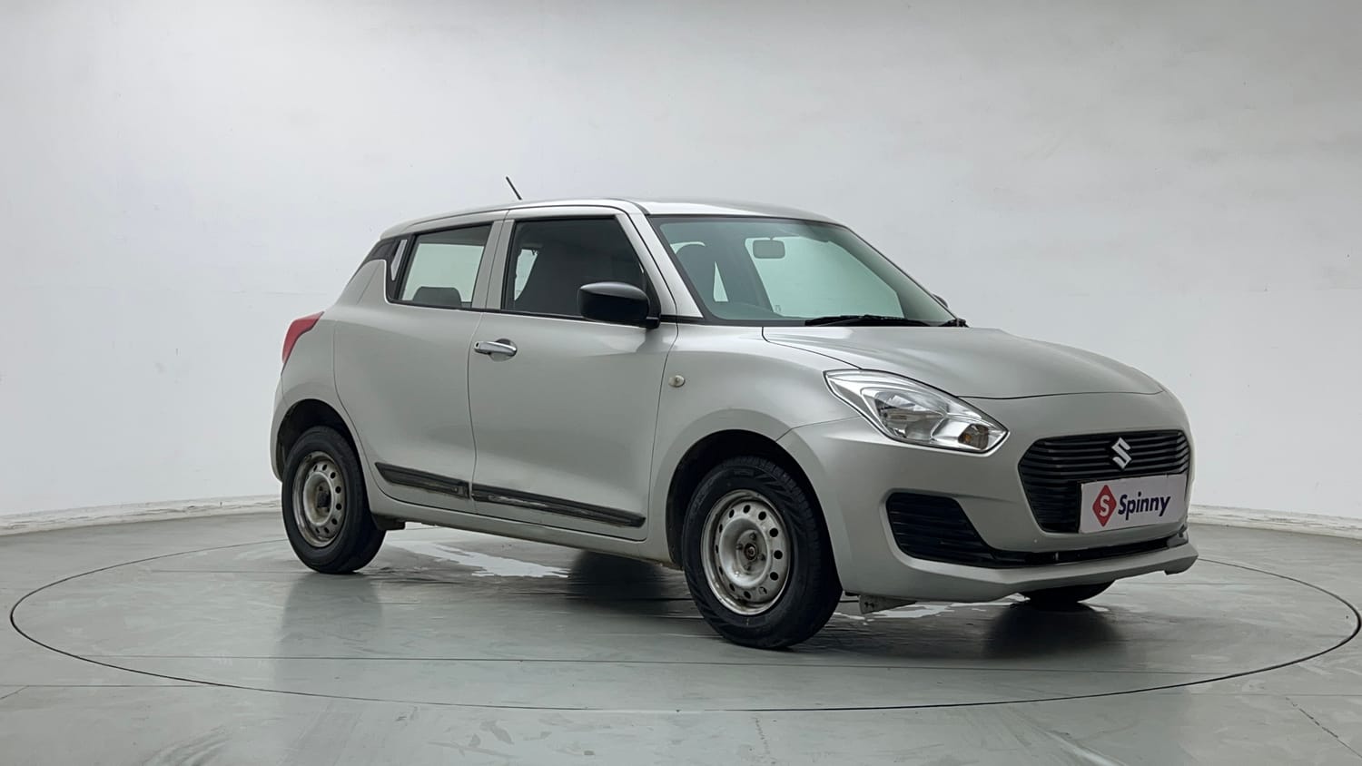 Used 2019 Maruti Suzuki Swift LXi Petrol Manual exterior RIGHT FRONT CORNER VIEW