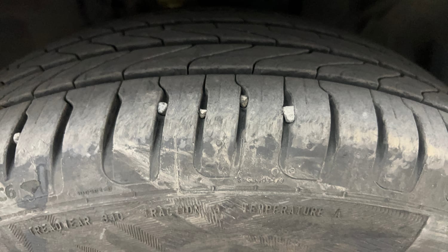 Used 2018 Ford EcoSport Titanium 1.5L TDCi Diesel Manual tyres RIGHT FRONT TYRE TREAD VIEW