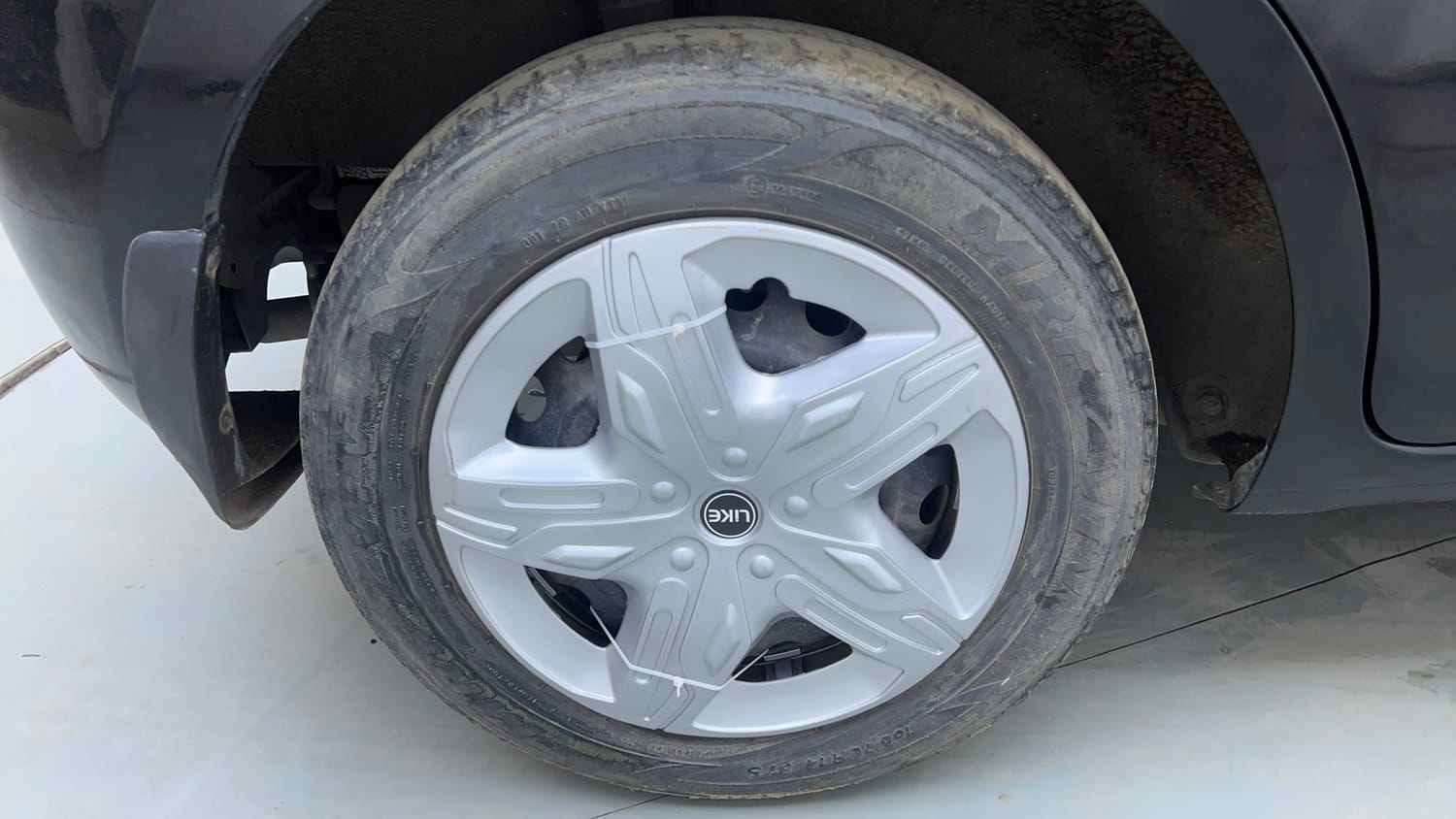 Used 2017 Nissan Micra XL CVT Petrol Automatic tyres RIGHT REAR TYRE RIM VIEW