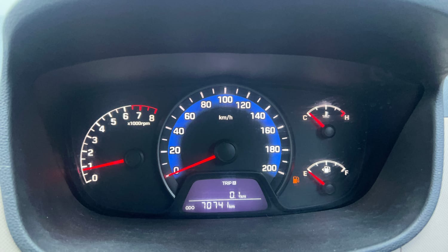 Used 2014 Hyundai Xcent S 1.2 Petrol Manual interior CLUSTERMETER VIEW