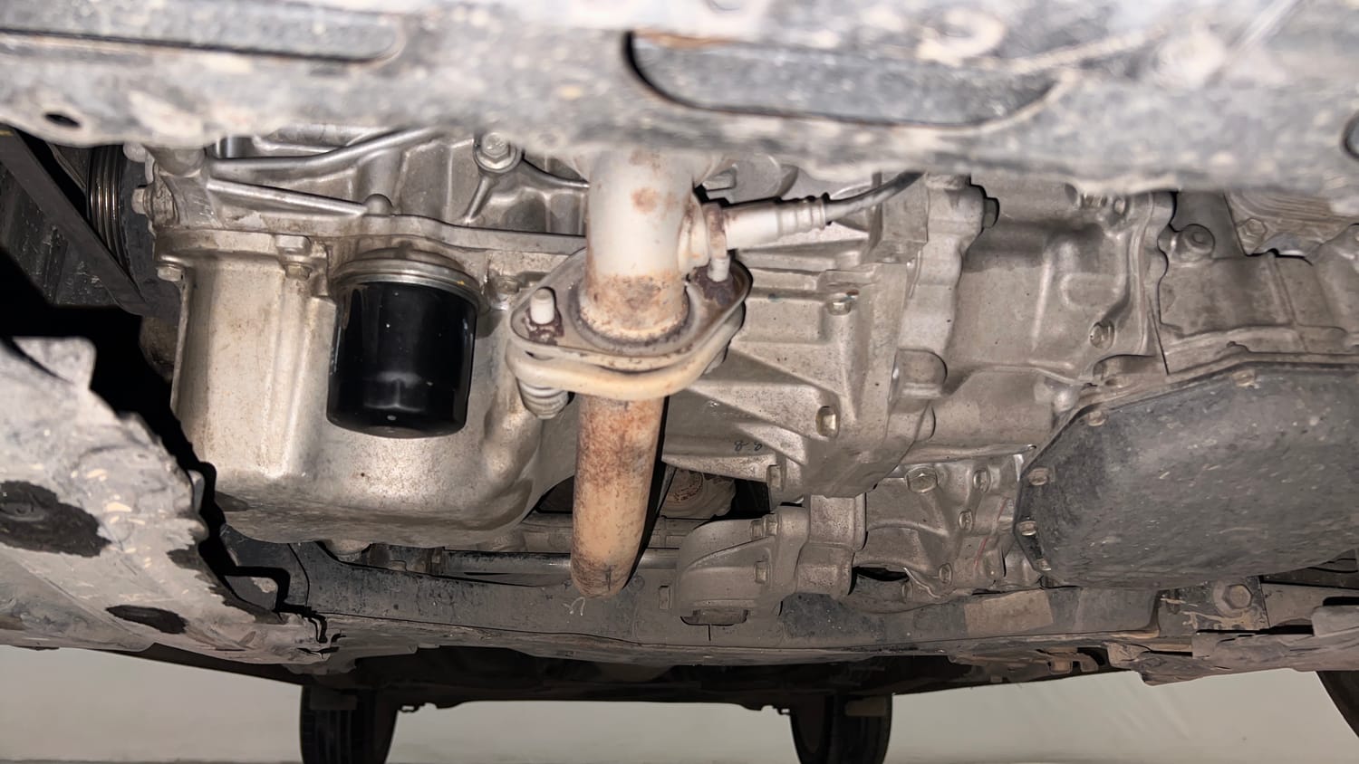 Used 2016 Maruti Suzuki Baleno Zeta 1.2 AT Petrol Automatic extra FRONT LEFT UNDERBODY VIEW