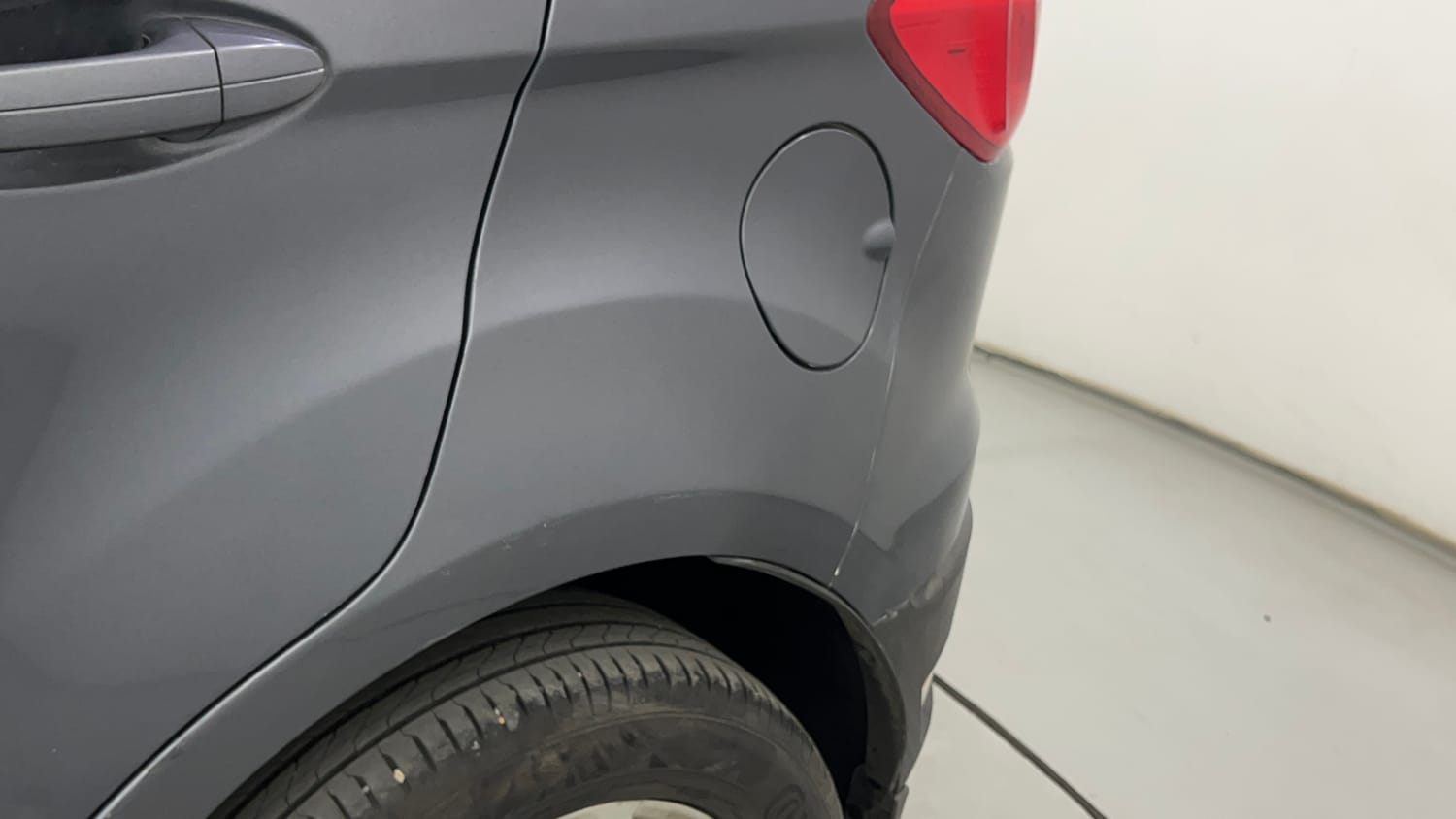 Used 2018 Ford EcoSport Titanium 1.5L TDCi Diesel Manual dents MINOR SCRATCH