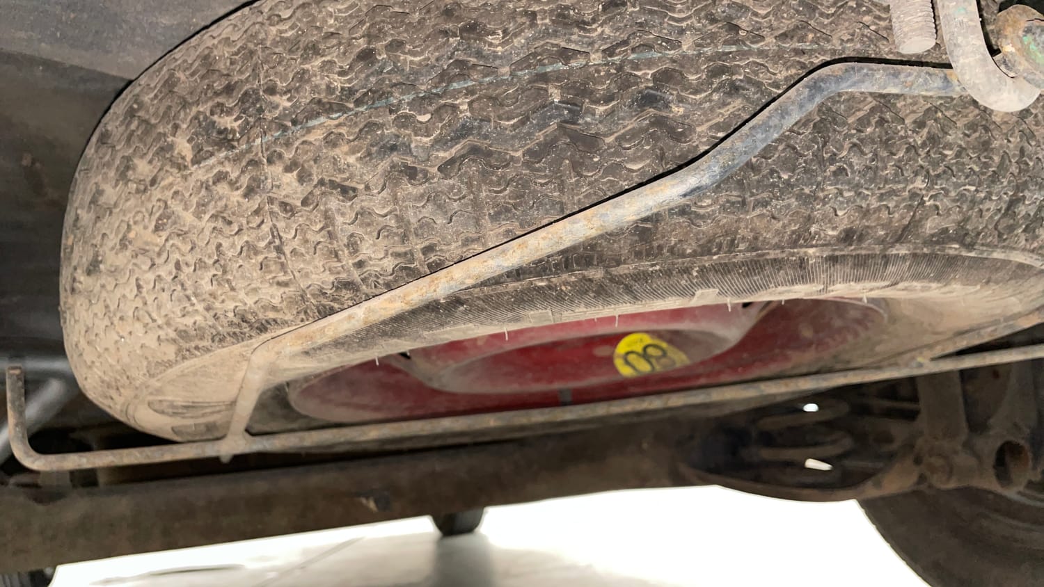 Used 2020 Renault Triber RXT Petrol Manual tyres SPARE TYRE VIEW
