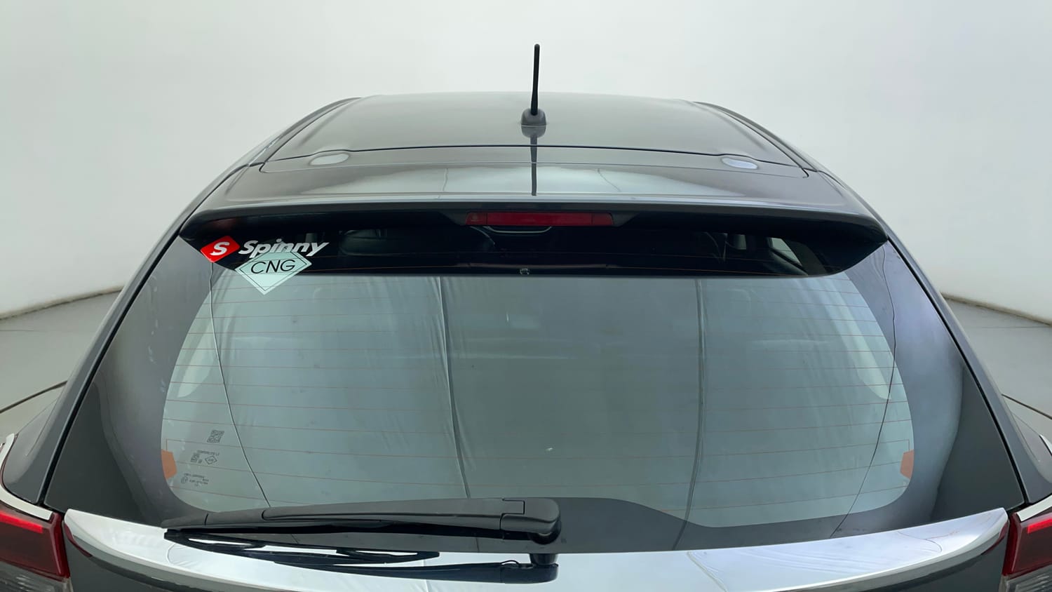 Used 2023 Maruti Suzuki Baleno Zeta MT CNG Cng Manual exterior BACK WINDSHIELD VIEW