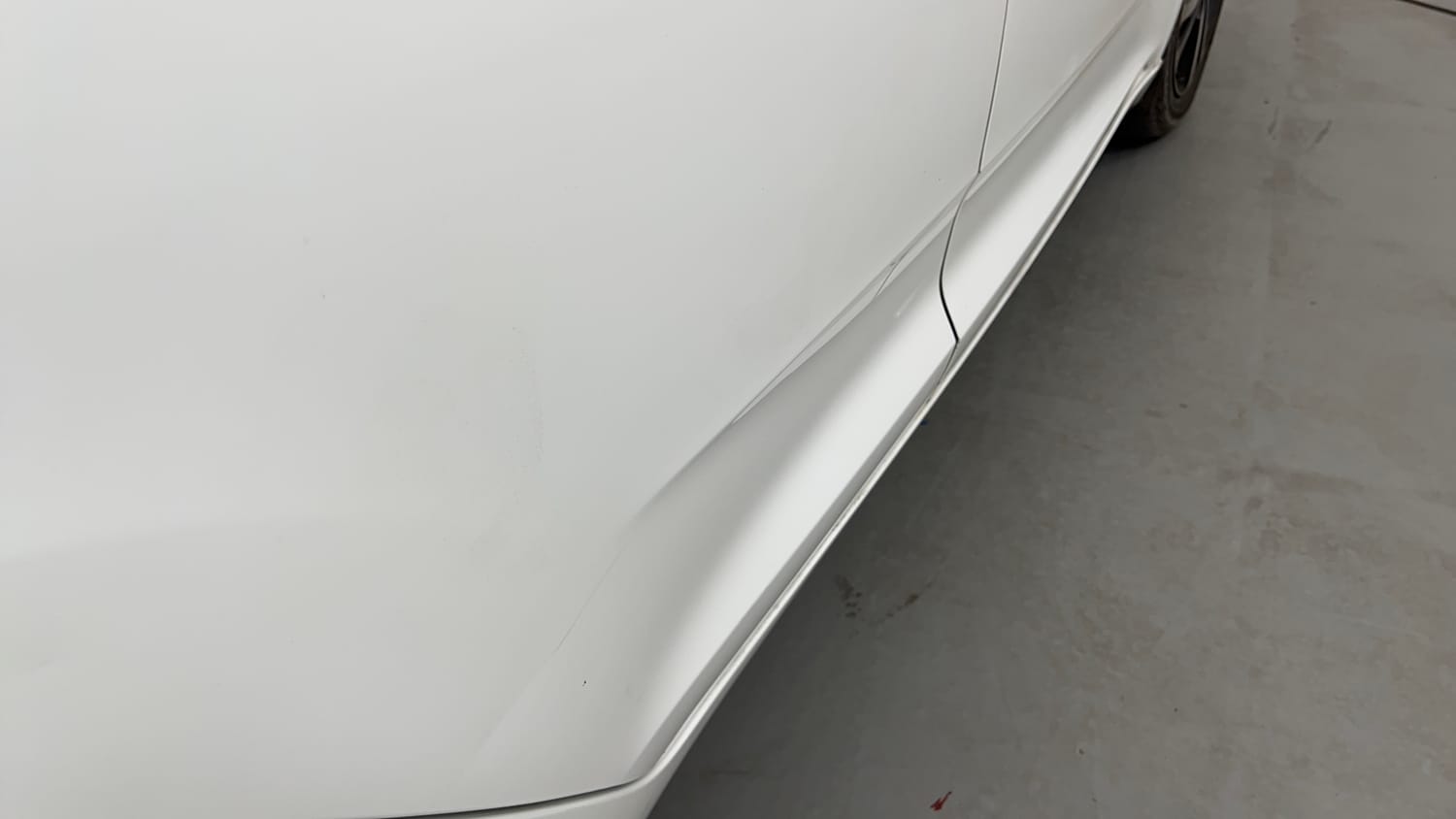 Used 2024 Tata Altroz XZA Plus Petrol Petrol Automatic dents MINOR DENT