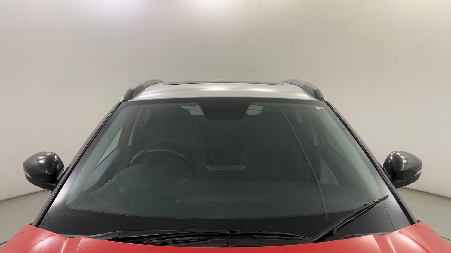 Used 2020 Tata Nexon XZA Plus (O) Dual Tone Petrol Automatic exterior FRONT WINDSHIELD VIEW