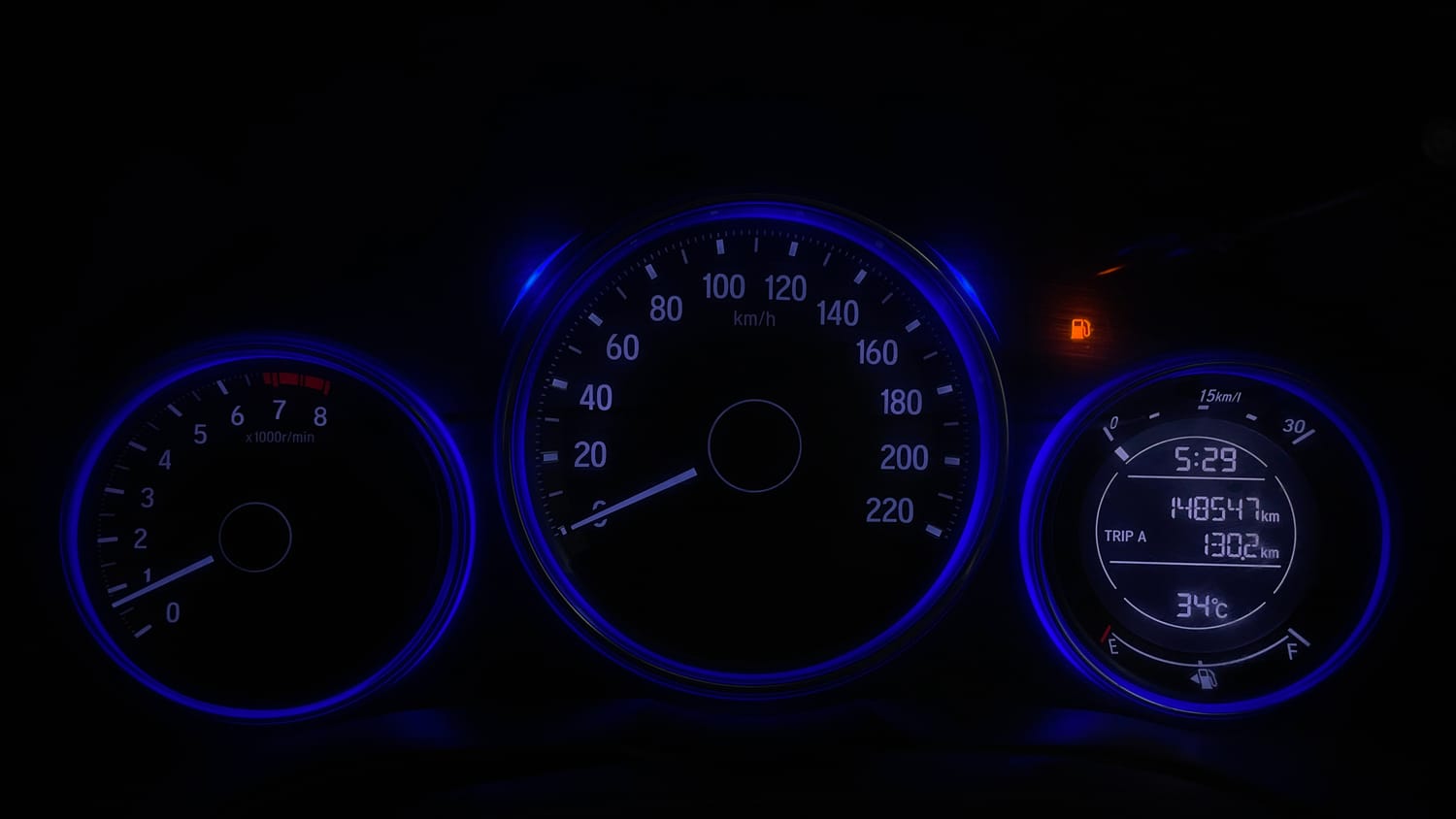 Used 2015 Honda City V Petrol Manual interior CLUSTERMETER VIEW