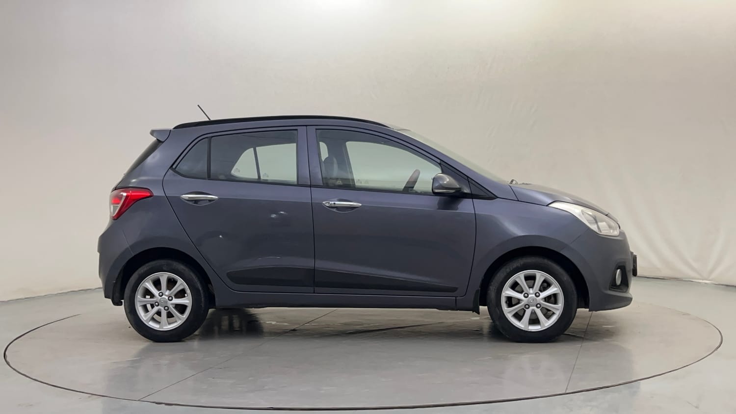 Used 2014 Hyundai Grand i10 Asta 1.2 Kappa VTVT Petrol Manual exterior RIGHT SIDE VIEW