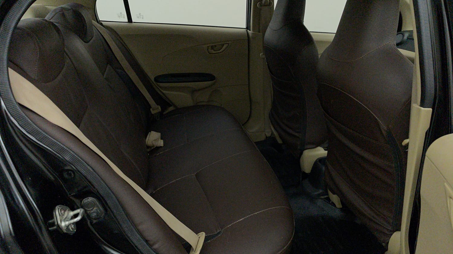Used 2014 Honda Amaze 1.2 EX i-VTEC Petrol Manual interior RIGHT SIDE REAR DOOR CABIN VIEW