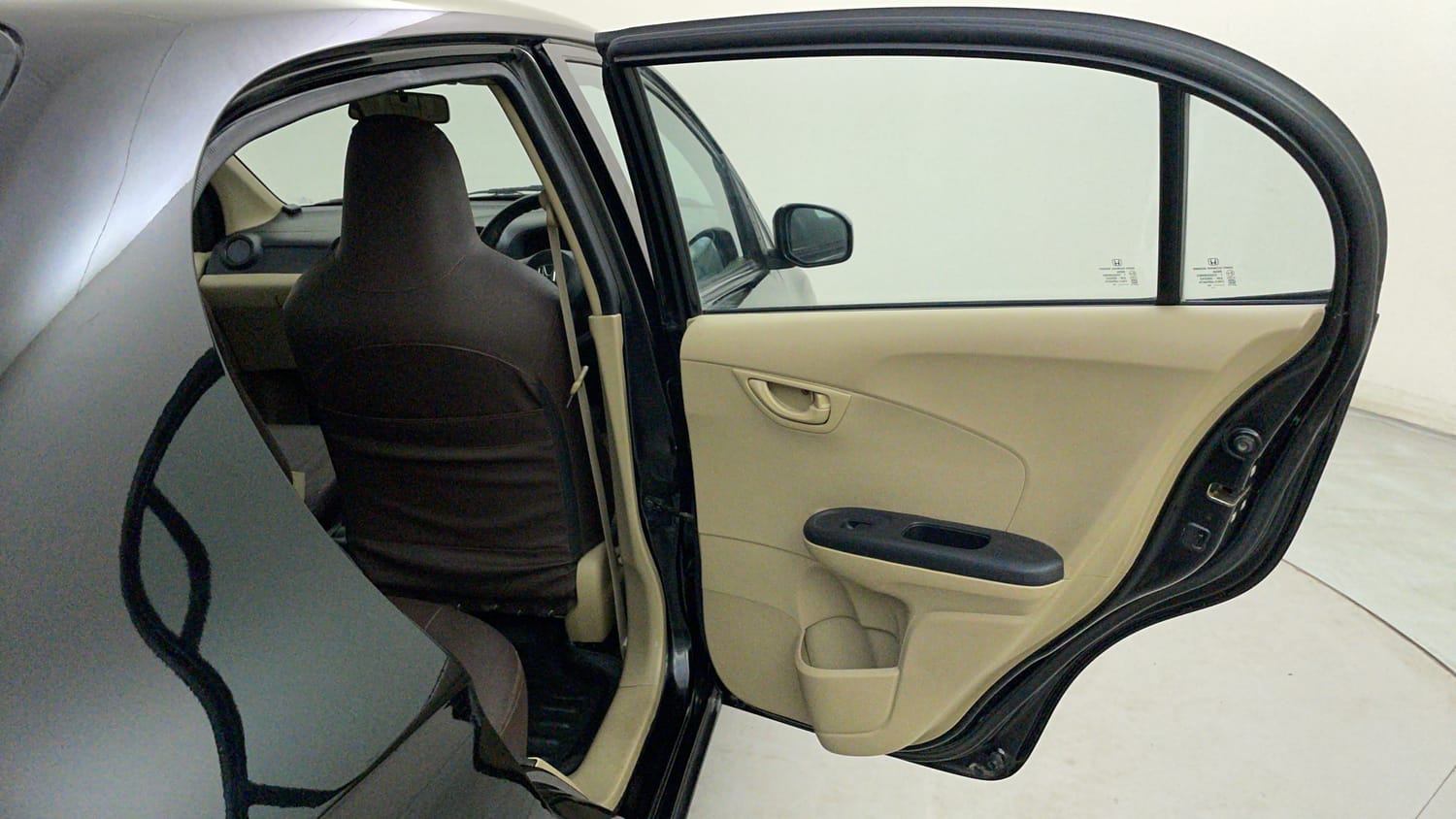 Used 2014 Honda Amaze 1.2 EX i-VTEC Petrol Manual interior RIGHT REAR DOOR OPEN VIEW