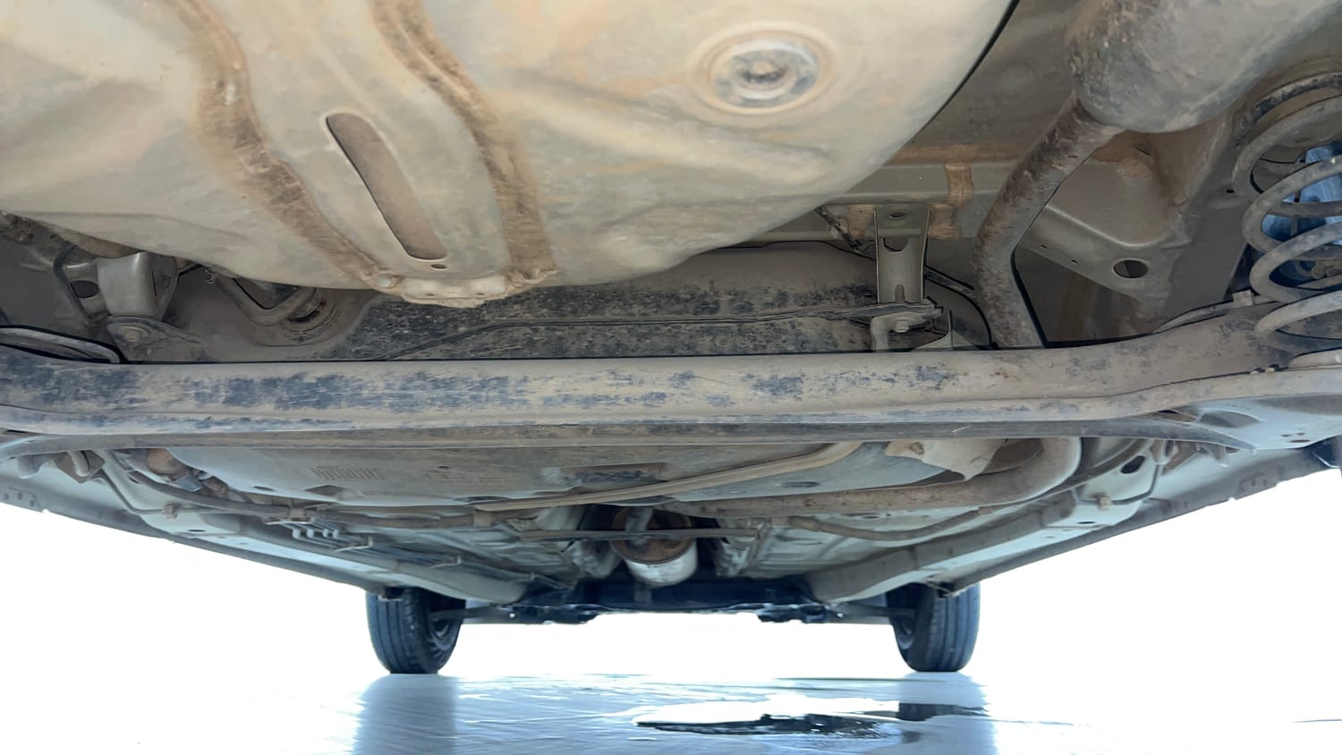 Used 2019 Maruti Suzuki Swift LXi Petrol Manual extra REAR UNDERBODY VIEW (TAKEN FROM REAR)
