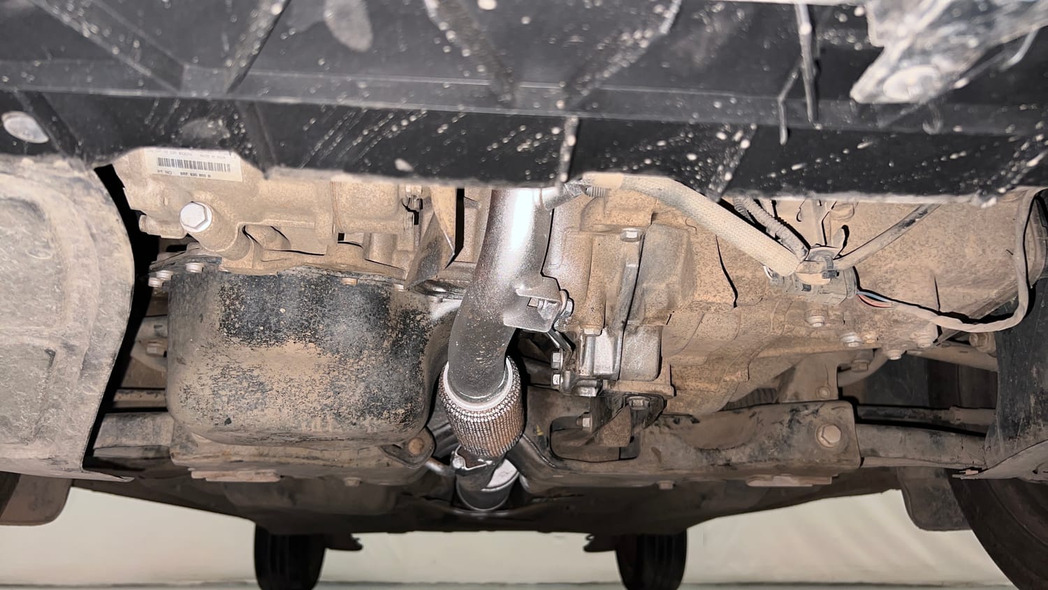 Used 2015 Volkswagen Polo Comfortline 1.2L (P) Petrol Manual extra FRONT LEFT UNDERBODY VIEW