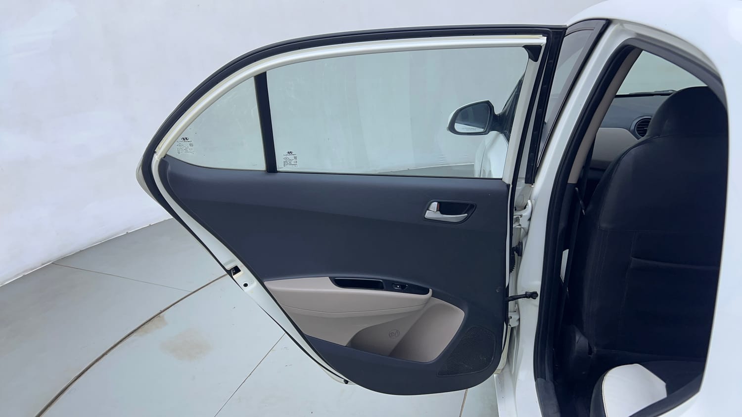 Used 2014 Hyundai Xcent S 1.2 Petrol Manual interior LEFT REAR DOOR OPEN VIEW
