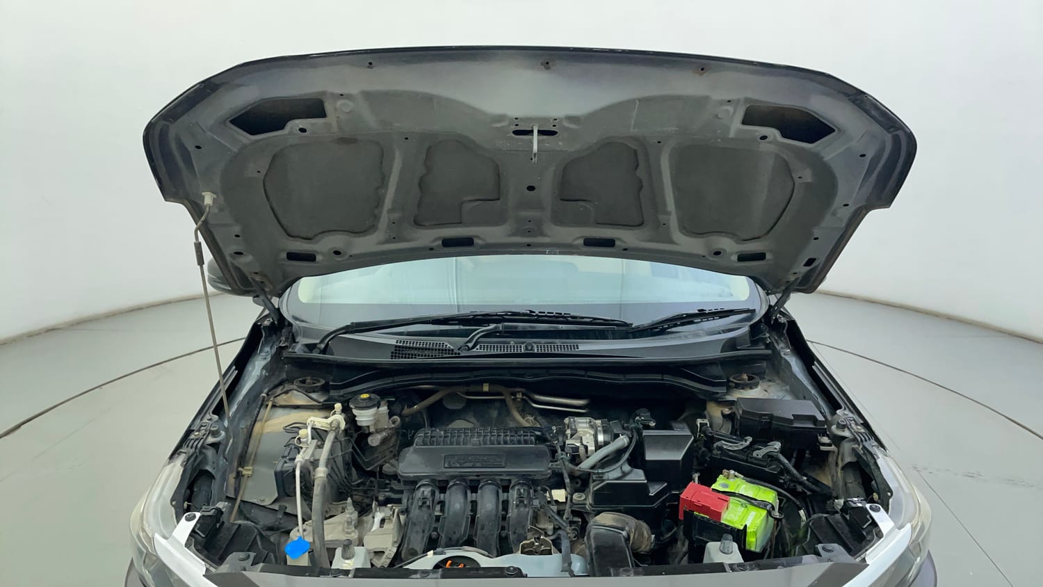 Used 2020 Honda Amaze 1.2 VX CVT Petrol Petrol Automatic engine ENGINE & BONNET OPEN FRONT VIEW