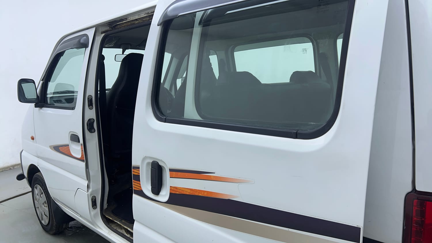 Used 2019 Maruti Suzuki Eeco 5 STR WITH A/C+HTR Petrol Manual interior LEFT REAR DOOR OPEN VIEW