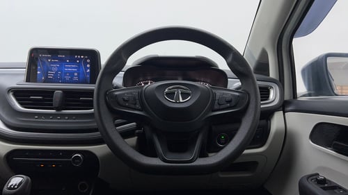 Used 2022 Tata Altroz XT Petrol Petrol Manual interior STEERING VIEW