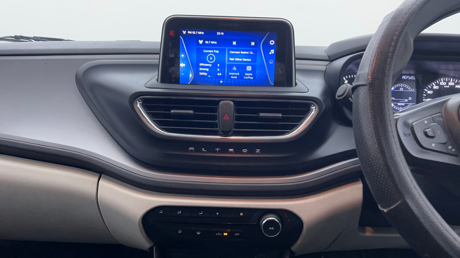 Used 2021 Tata Altroz XM Plus Petrol Petrol Manual interior MUSIC SYSTEM & AC CONTROL VIEW