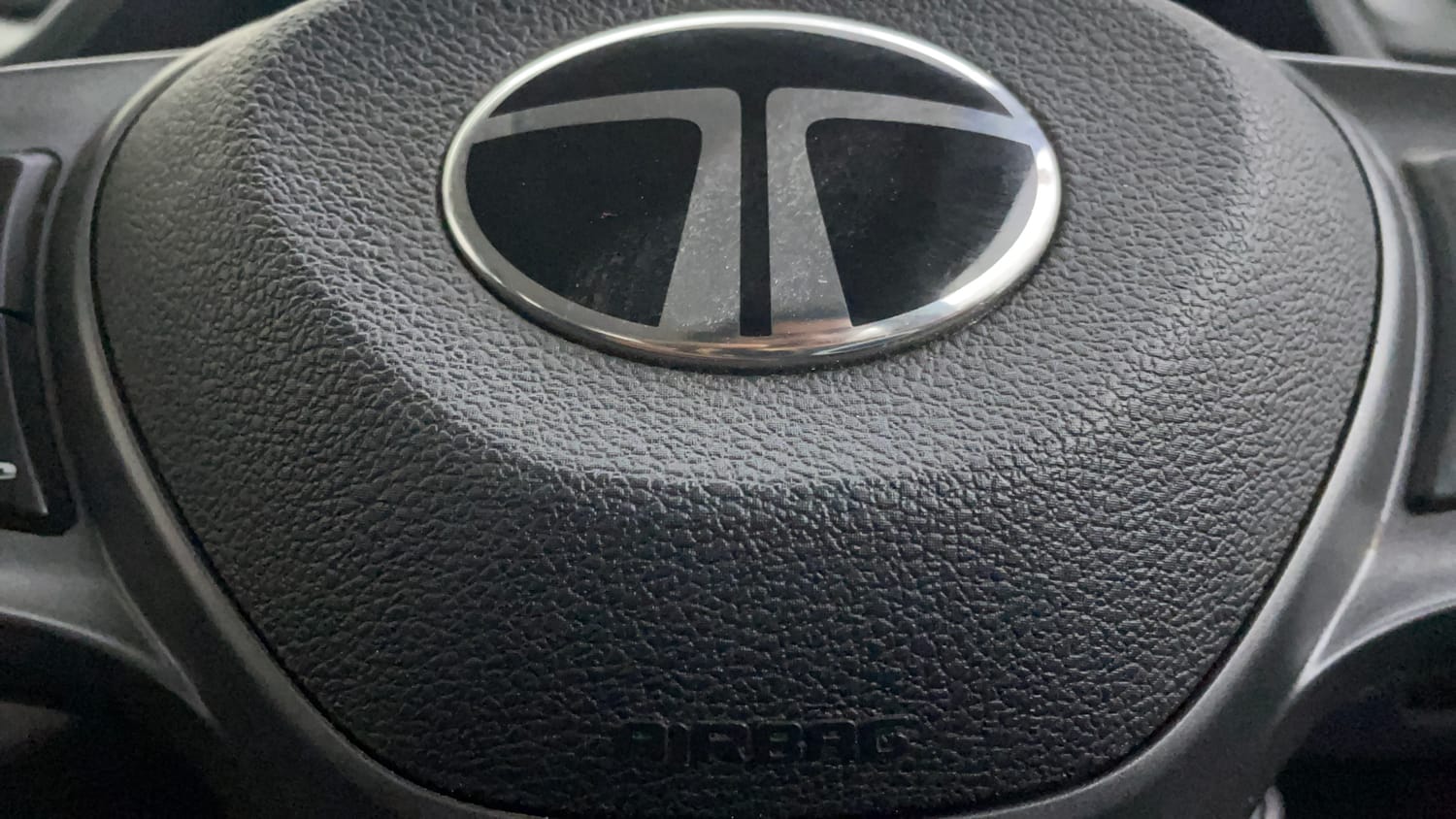 Used 2024 Tata Punch Adventure Rhythm CNG Cng Manual top_features Airbags