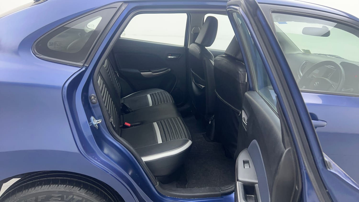 Used 2021 Maruti Suzuki Baleno Delta Petrol Manual interior RIGHT SIDE REAR DOOR CABIN VIEW