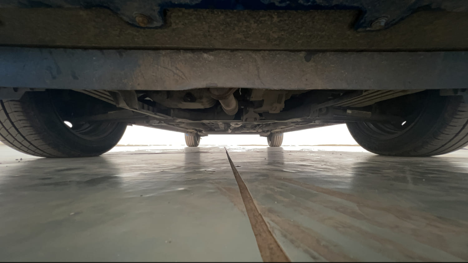 Used 2021 Tata Altroz XM Plus Petrol Petrol Manual extra FRONT LEFT UNDERBODY VIEW