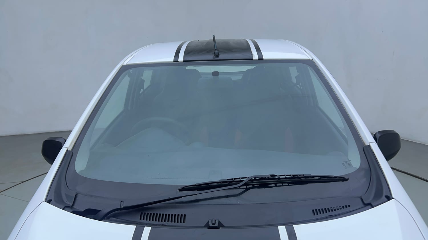 Used 2018 Datsun Redi-GO T (O) Petrol Manual exterior FRONT WINDSHIELD VIEW