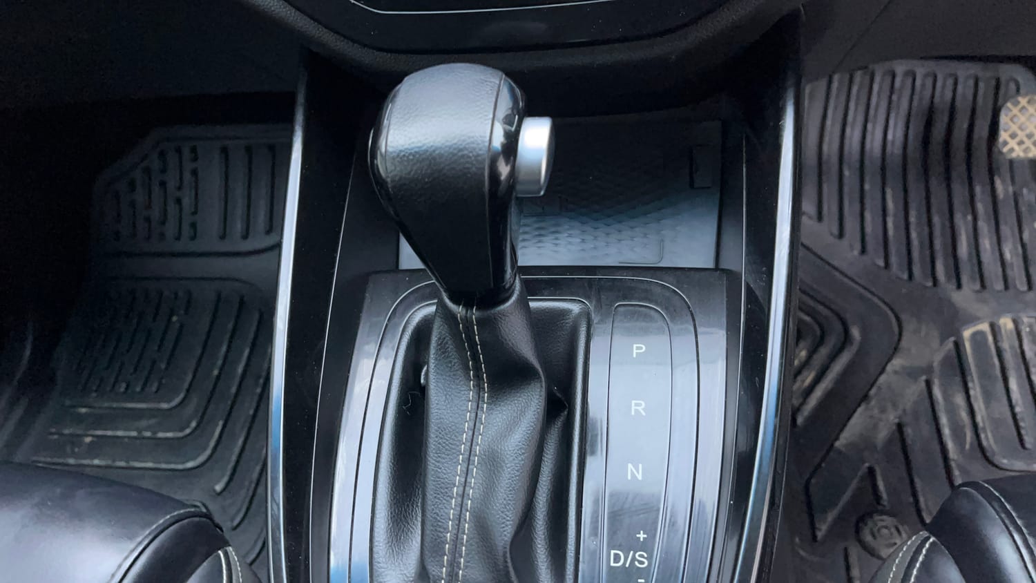 Used 2021 MG Motors Hector Sharp 1.5 Petrol Turbo DCT Petrol Automatic interior GEAR  KNOB VIEW