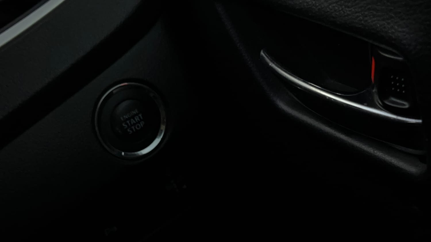 Used 2016 Maruti Suzuki Baleno Zeta 1.2 AT Petrol Automatic top_features Keyless start