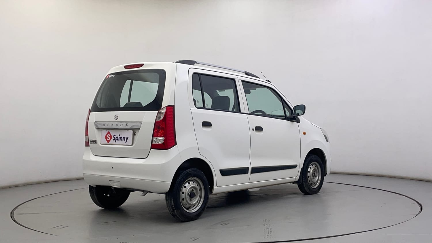 Used 2017 Maruti Suzuki Wagon R LXI Petrol Manual exterior RIGHT REAR CORNER VIEW