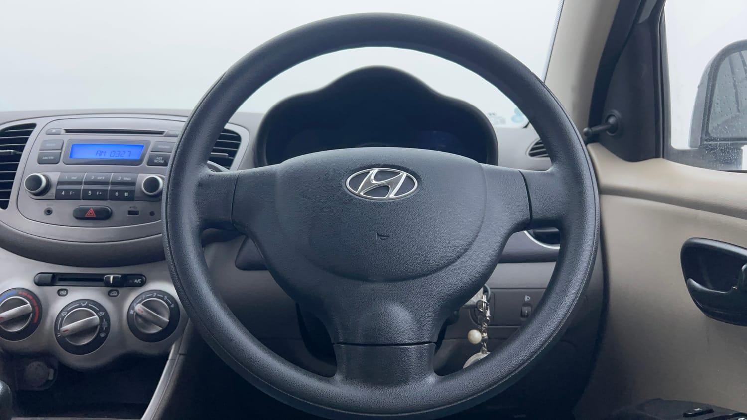 Used 2016 Hyundai i10 Magna 1.1 iRDE2 Petrol Manual interior STEERING VIEW