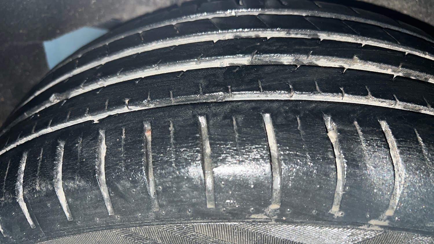 Used 2019 Toyota Glanza G CVT Petrol Automatic tyres RIGHT REAR TYRE TREAD VIEW